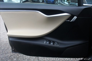 Tesla Model S 0,0 P85 Supercharger Zdar 1800