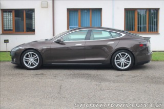 Tesla Model S 0,0 P85 Supercharger Zdar 1800