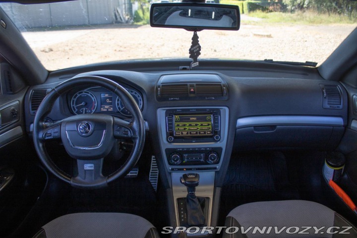 Škoda Octavia RS Combi 2.0 TFSI RS DSG 2010