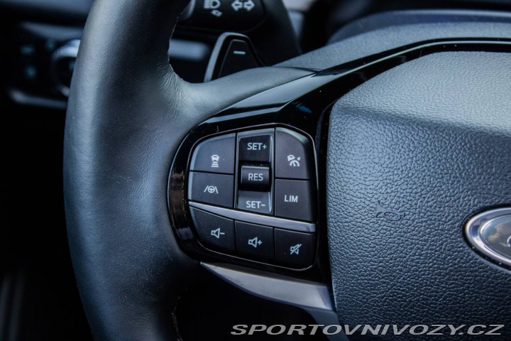 Ford Ostatní modely Explorer Platinum / B&O / PAN 2023