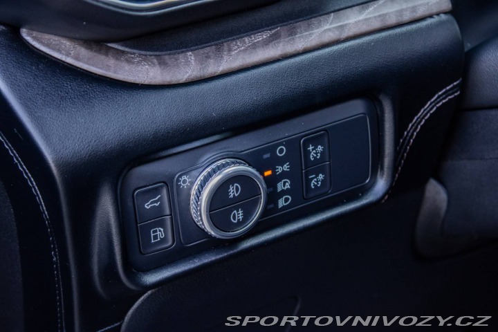 Ford Ostatní modely Explorer Platinum / B&O / PAN 2023