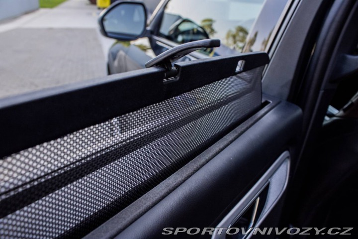 Ford Ostatní modely Explorer Platinum / B&O / PAN 2023