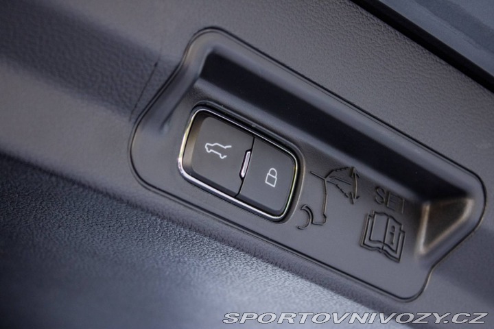Ford Ostatní modely Explorer Platinum / B&O / PAN 2023