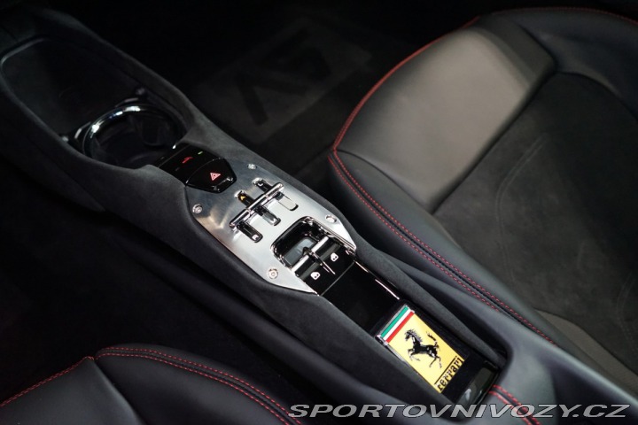 Ferrari 296 GTB ACC*360*ADAS*LIFT*ZÁR 2024
