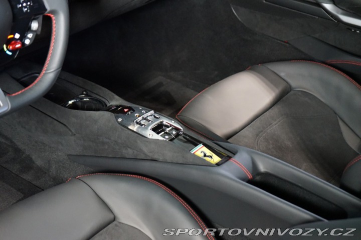 Ferrari 296 GTB ACC*360*ADAS*LIFT*ZÁR 2024