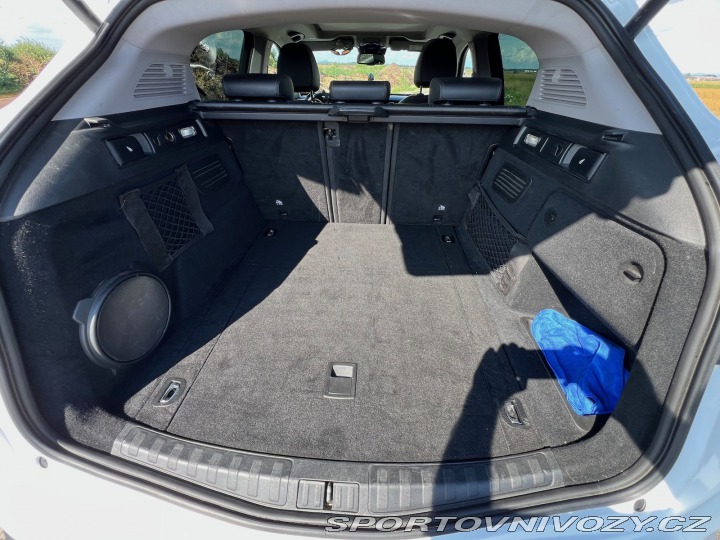 Alfa Romeo Stelvio 2.0T Q4 280k 2019