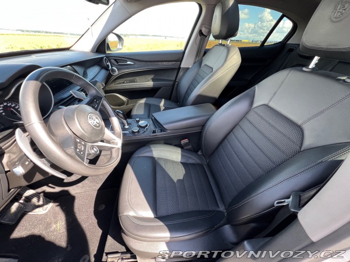 Alfa Romeo Stelvio 2.0T Q4 280k 2019