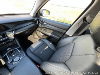 Alfa Romeo Stelvio 2.0T Q4 280k 2019