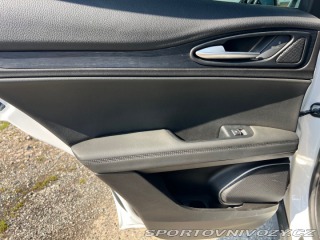 Alfa Romeo Stelvio 2.0T Q4 280k 2019
