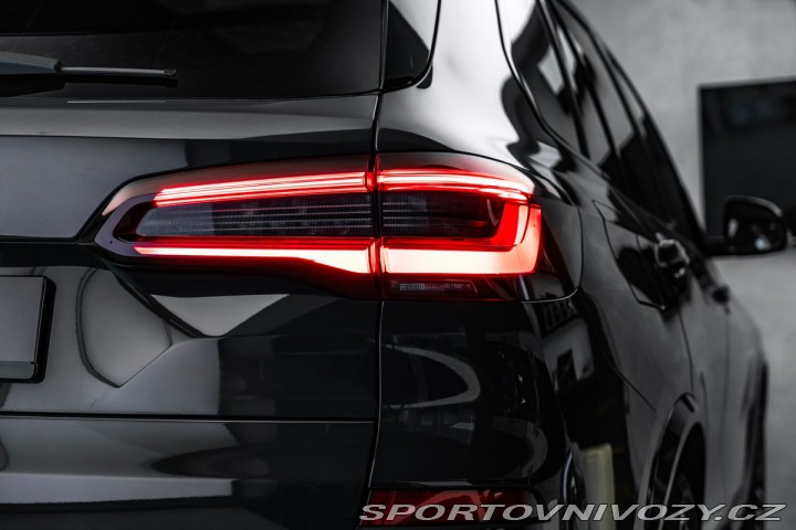 BMW X5 M50i xDrive 2023
