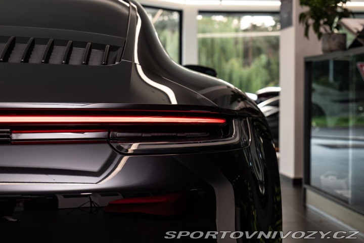 Porsche 911 (992) Carrera S 1800