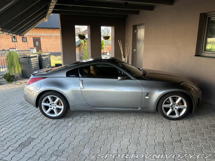 Nissan 350 Z  2005