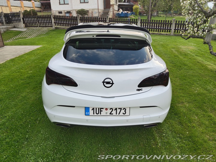Opel Ostatní modely Astra OPC 2014