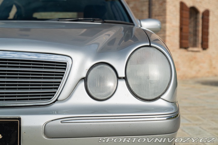 Mercedes-Benz E E430 V8 2000