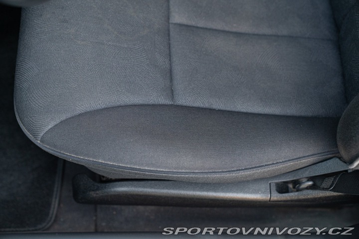 Mercedes-Benz E E430 V8 2000