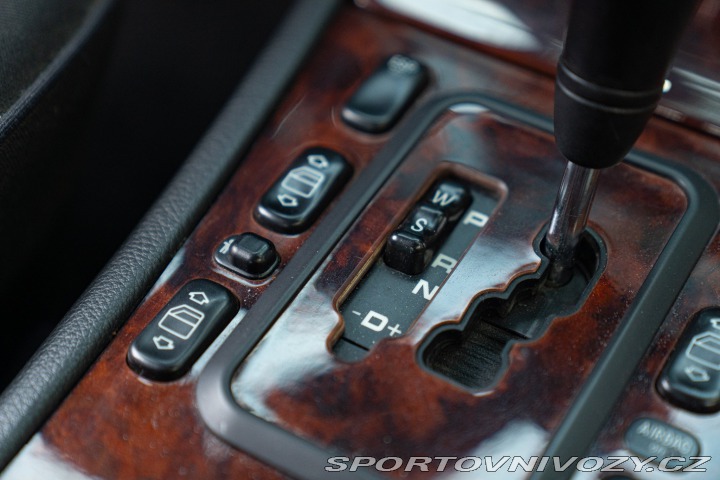 Mercedes-Benz E E430 V8 2000