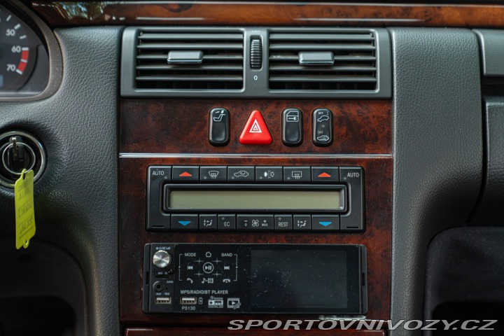 Mercedes-Benz E E430 V8 2000