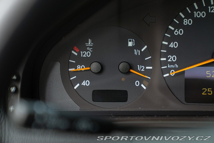 Mercedes-Benz E E430 V8 2000
