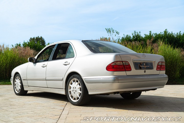 Mercedes-Benz E E430 V8 2000