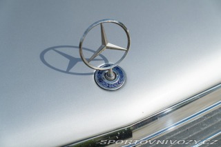 Mercedes-Benz E E430 V8 2000