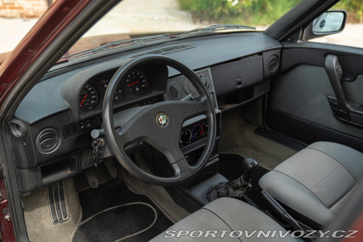Alfa Romeo Ostatní modely 33 1.3 I.E. 4X4 SPORT WAGON 1992