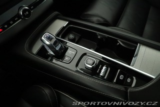 Volvo Ostatní modely XC90 R-Design T8 Twin Engine A 2018