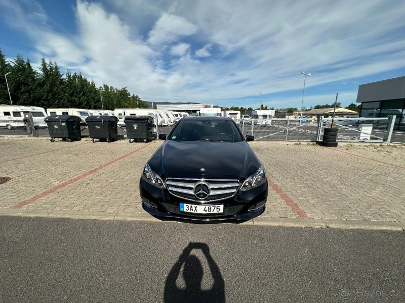 Mercedes-Benz E 2,5
