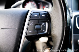 Volvo V60 Polestar* nebourané 2017