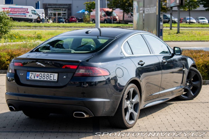 Jaguar XF 3.0D S / AJ NA SPLÁTKY / 2010