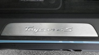 Porsche Taycan Taycan 4SCross 2021