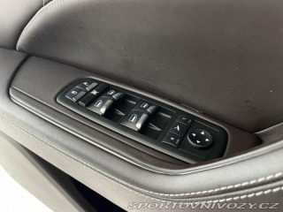 Maserati Levante  1800