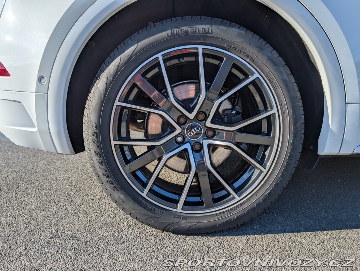 Audi SQ5 2021