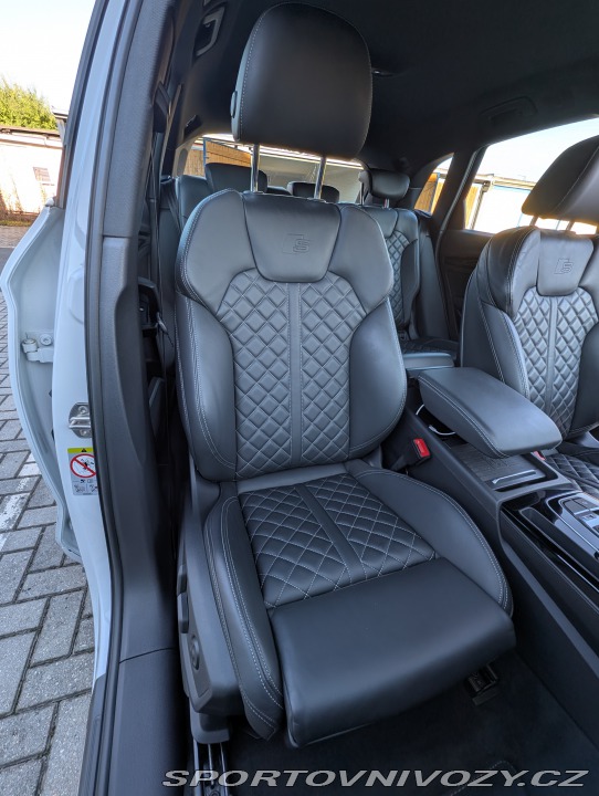 Audi SQ5 2021