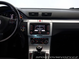 Volkswagen Passat CC CC Comfortline 2.0 TDI 2010