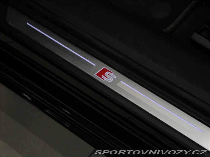 Audi A6 2,0 40TDi Q. S-Line DCC P 2022