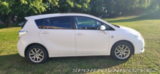 Toyota Ostatní modely Verso 2,2 D-CAT 130 kW 2011