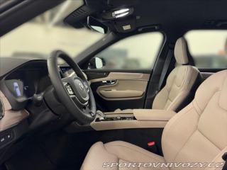 Volvo Ostatní modely XC90 2,0 T8 AWD Plus Bright 79 2025