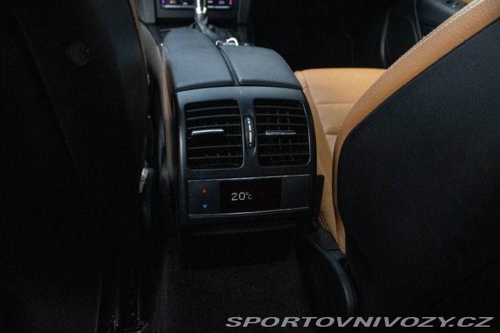 Mercedes-Benz E Kupé 350 CDI Blue 2011