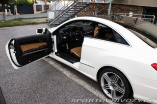 Mercedes-Benz E Kupé  350 CDI Blue 2011