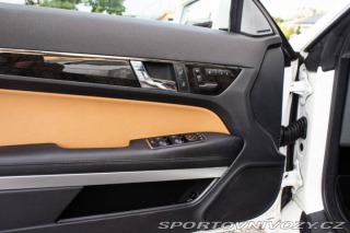 Mercedes-Benz E Kupé  350 CDI Blue 2011