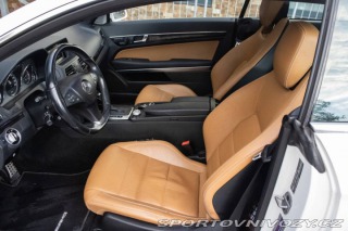 Mercedes-Benz E Kupé  350 CDI Blue 2011