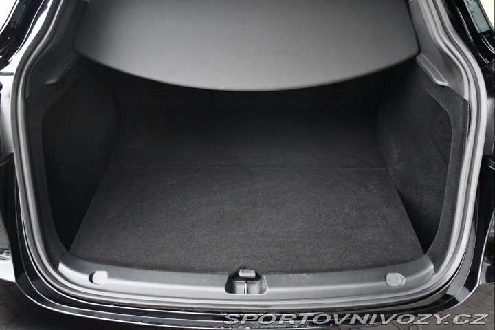 Tesla Model Y LONG RANGE DUAL MOTOR AWD 2023