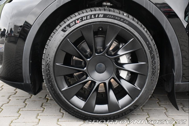 Tesla Model Y LONG RANGE DUAL MOTOR AWD 2023
