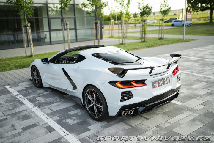 Chevrolet Corvette Coupe 2021