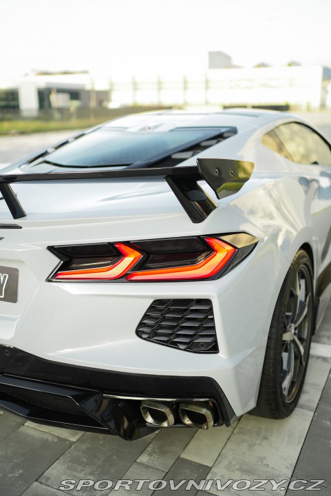 Chevrolet Corvette Coupe 2021