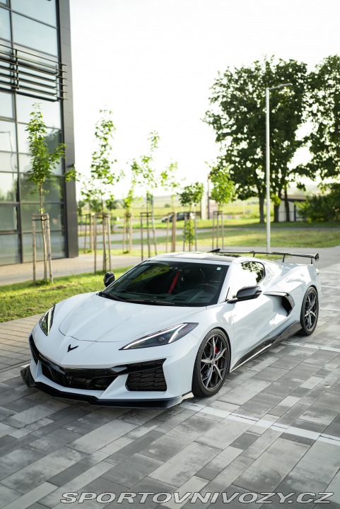 Chevrolet Corvette Coupe 2021