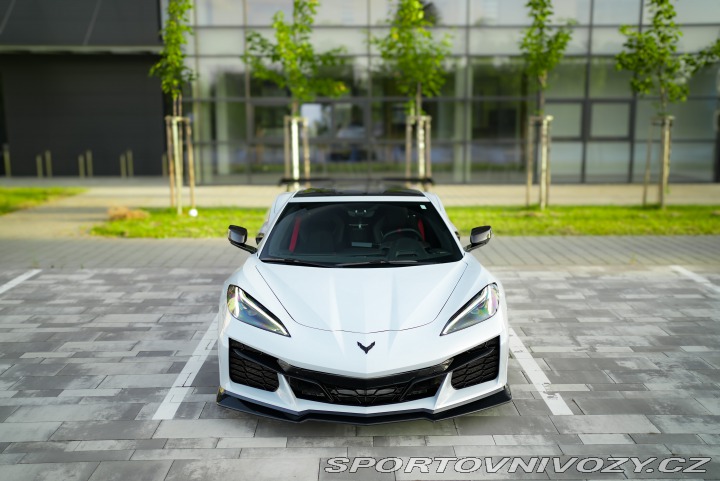Chevrolet Corvette Coupe 2021