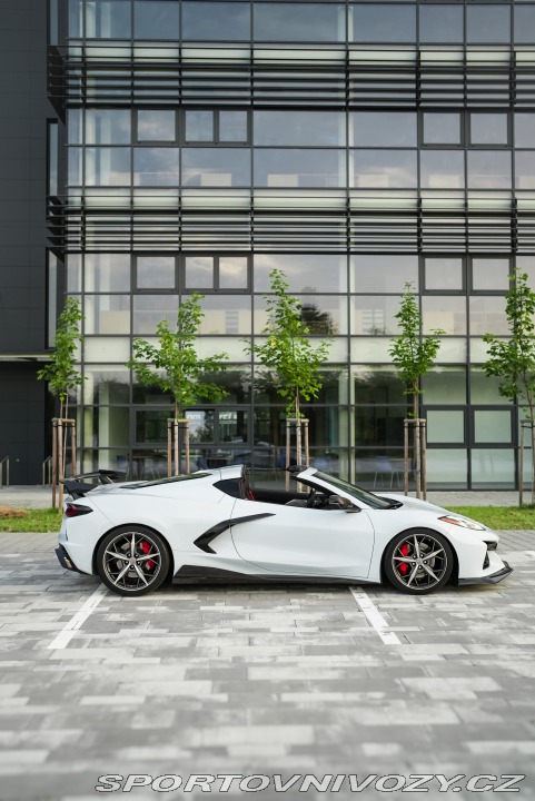 Chevrolet Corvette Coupe 2021