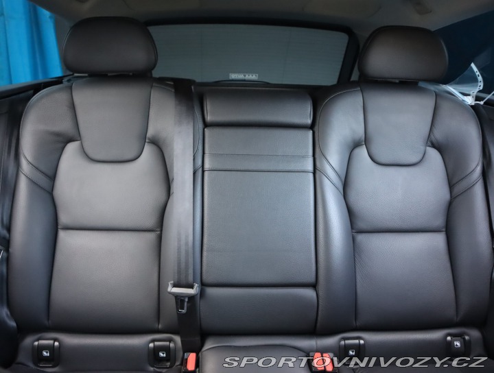 Volvo V90 D5 AWD 2017