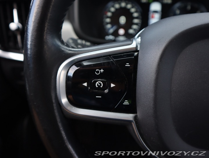 Volvo V90 D5 AWD 2017